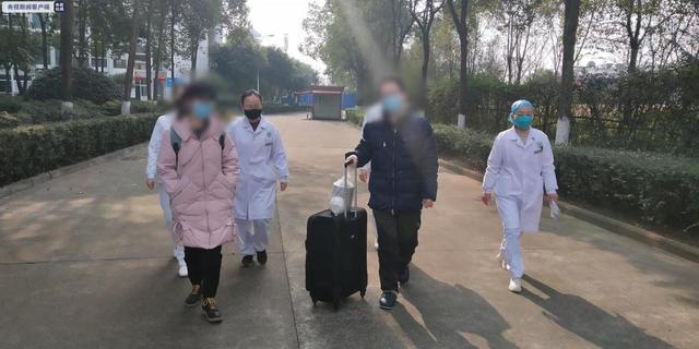 呼图壁县病人院后返乡